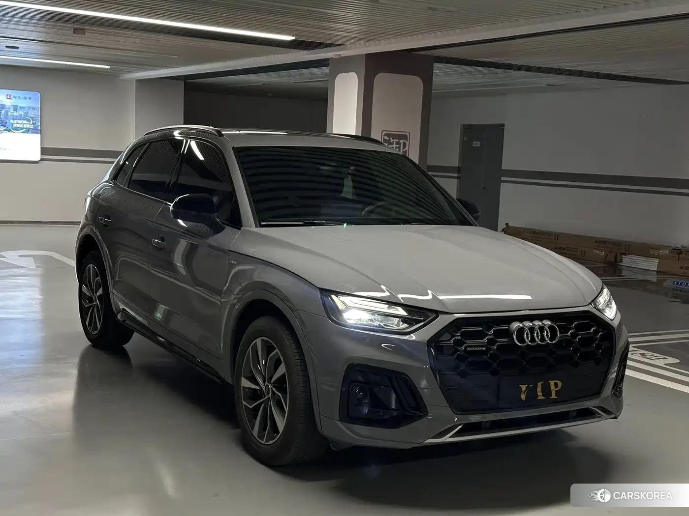 Audi Q5L id 4589484 из Китая 17