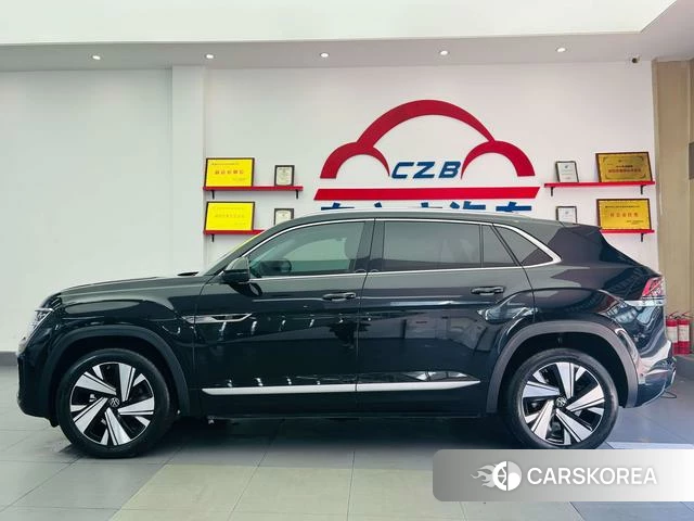 Volkswagen Tourang id 4256151 из Китая 17