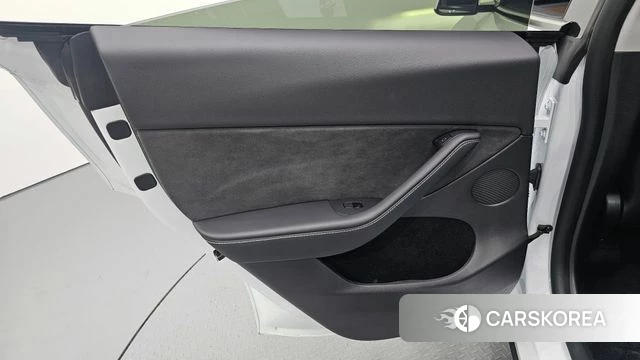 Tesla Model Y id 4834566 из Кореи 17