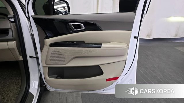 Kia Carnival 4th generation id 4231881 из Кореи 17