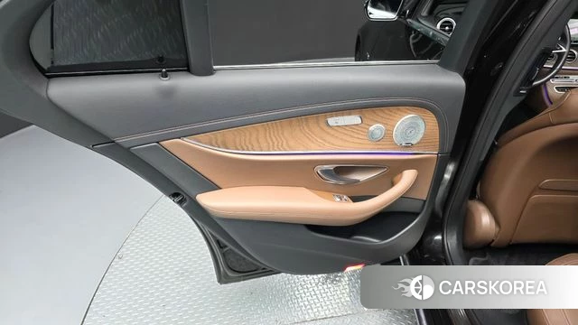 Mercedes-Benz E-Class W213 id 4429306 из Кореи 17