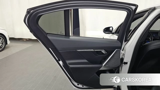 BMW 5 Series (G60) id 4871126 из Кореи 17