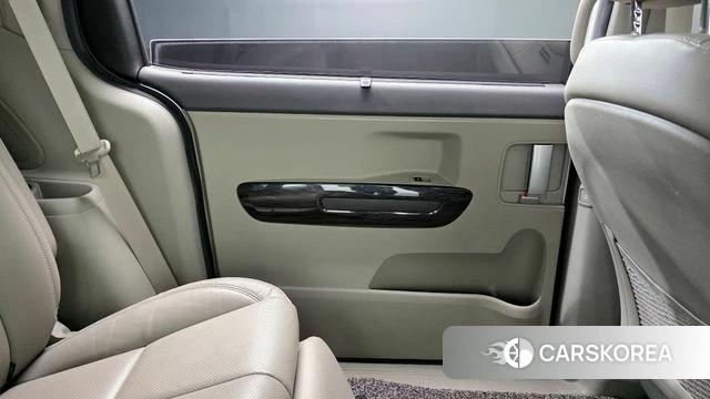 Kia All New Carnival id 4295170 из Кореи 17
