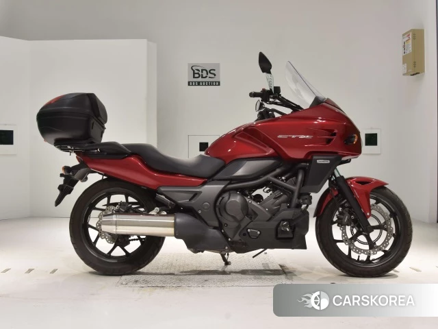 Проданный Honda CTX700 DCT 2013 из Японии