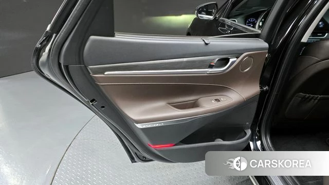 Hyundai Grandeur IG id 4294823 из Кореи 17