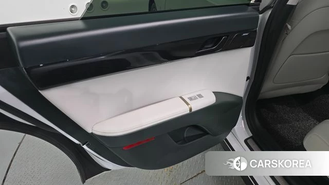 Hyundai Grandeur (GN7) id 4630905 из Кореи 17