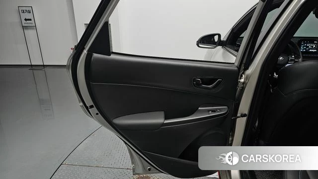 Hyundai The New Kona id 4293354 из Кореи 17