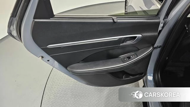 Hyundai Sonata D Edge Hybrid (DN8) id 4360337 из Кореи 17