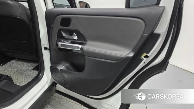 Mercedes-Benz EQB X243 id 4665862 из Кореи 17