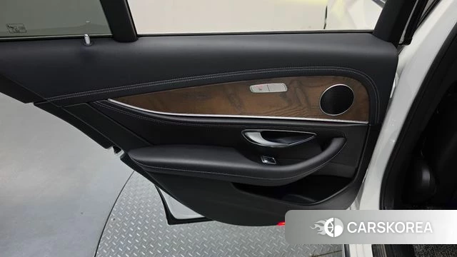 Mercedes-Benz E-Class W213 id 4776093 из Кореи 17
