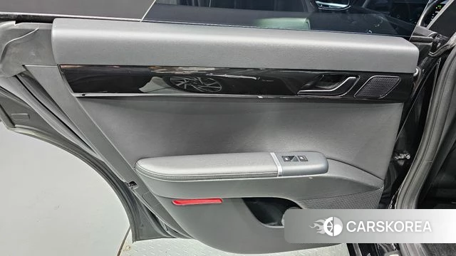 Hyundai Grandeur (GN7) id 4725703 из Кореи 17
