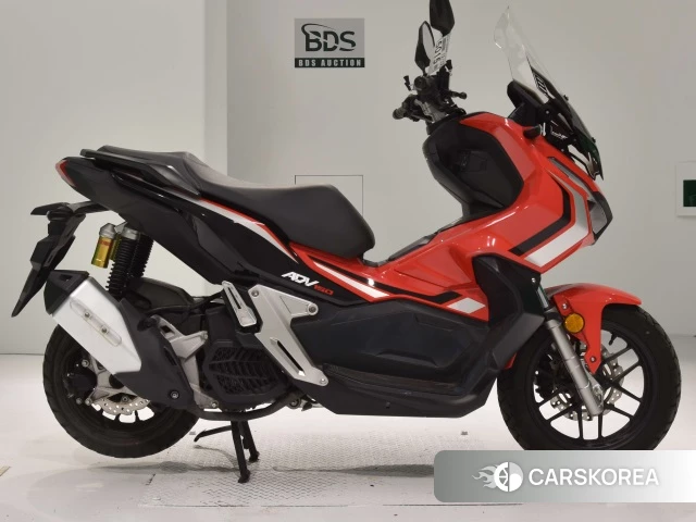Проданный Honda ADV150 id 4176474 из Японии