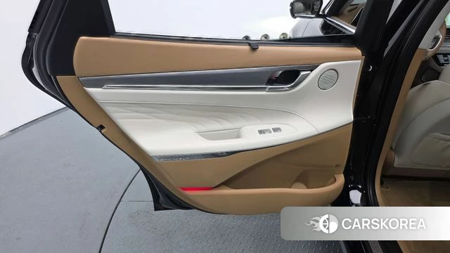 Hyundai The New Grandeur IG id 4632079 из Кореи 17
