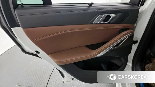 BMW X6 (G06) id 4422699 из Кореи 17