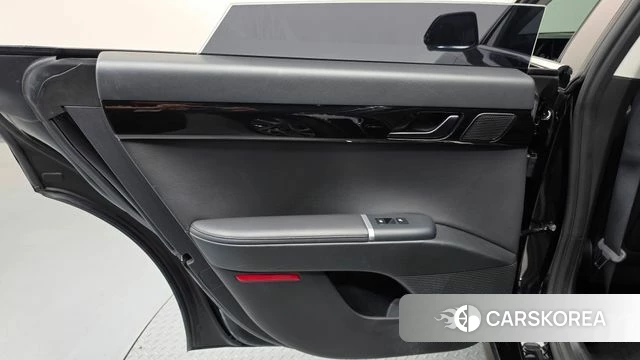 Hyundai Grandeur Hybrid (GN7) id 4480630 из Кореи 17