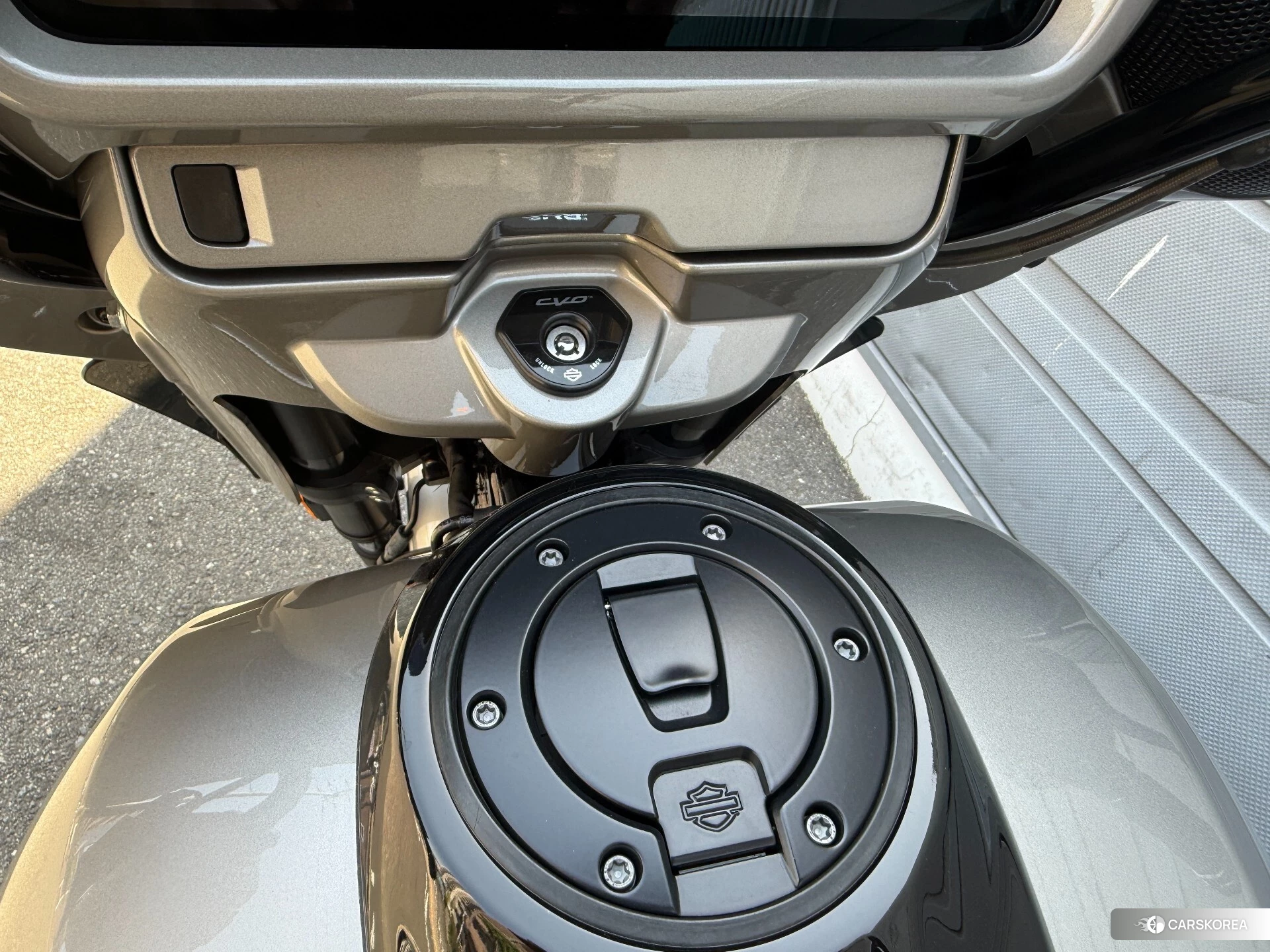 Harley-Davidson Street Glide FLHXSE1800 CVO id 4347759 из Японии 17
