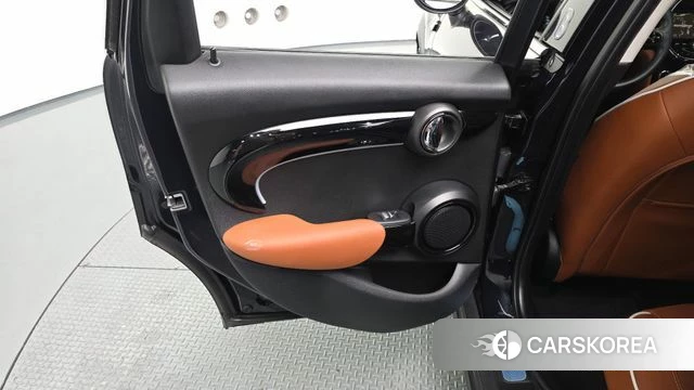 Mini Cooper S id 4282096 из Кореи 17