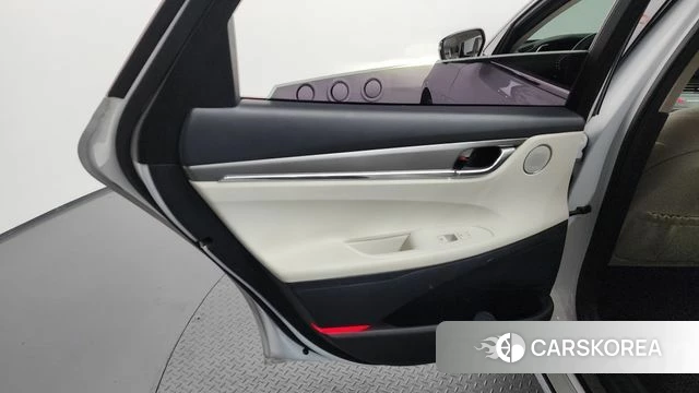 Hyundai The New Grandeur IG Hybrid id 4470132 из Кореи 17