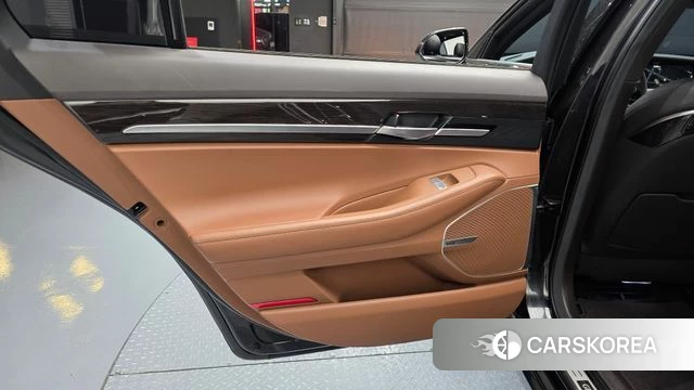 Genesis G90 id 4196897 из Кореи 17