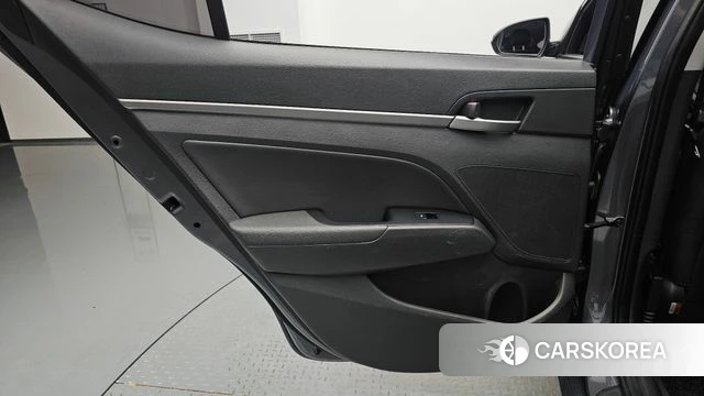 Hyundai Avante AD id 4520666 из Кореи 17