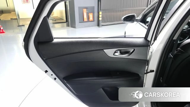 Kia Come New K3 id 4417388 из Кореи 17