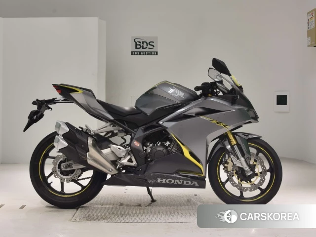 Проданный Honda CBR250RR ABS 2017 из Японии