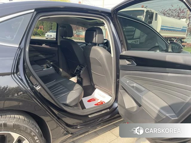 Volkswagen Passat id 4259797 из Китая 17