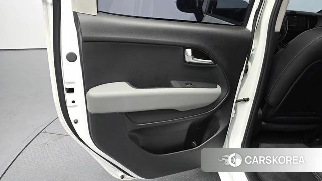 Kia The New Kia Ray EV id 4623394 из Кореи 17
