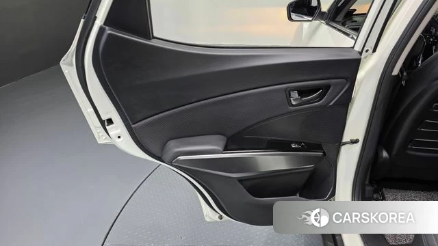 Ssangyong Tivoli Air id 4445891 из Кореи 17