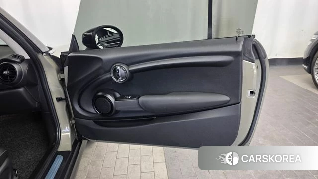 Mini Cooper id 4250878 из Кореи 17