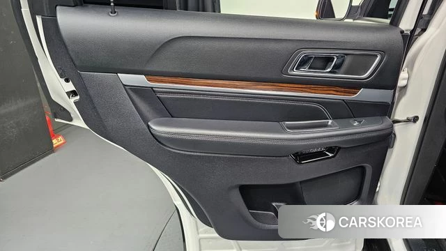 Ford Explorer id 4508281 из Кореи 17