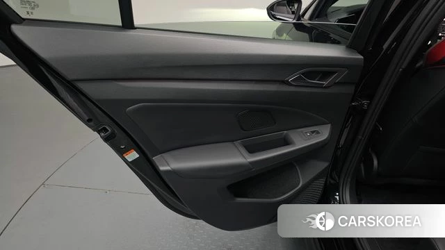 Volkswagen Golf 8th Generation id 4421259 из Кореи 17