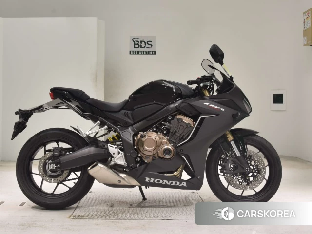 Проданный Honda CBR650R 2021 из Японии