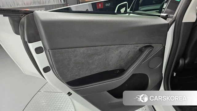 Tesla Model Y id 4608067 из Кореи 17