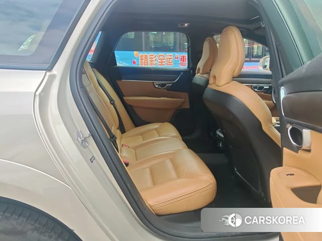 Volvo V90 id 4220028 из Китая 17