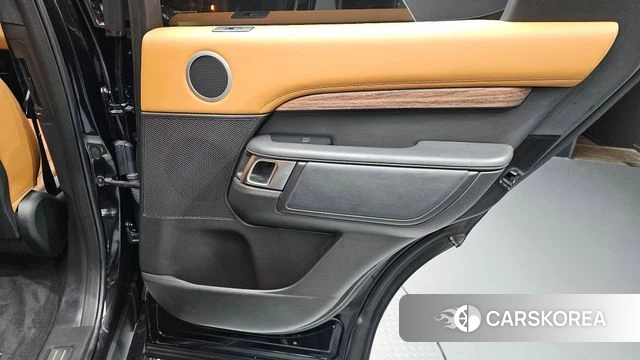 Land Rover Discovery 5 id 4502416 из Кореи 17