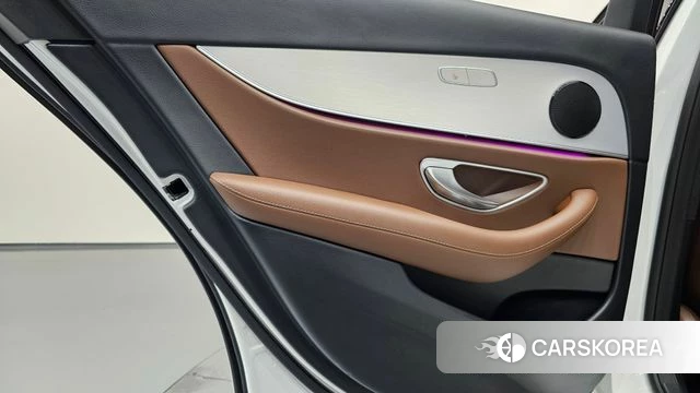 Mercedes-Benz E-Class W213 id 4848883 из Кореи 17