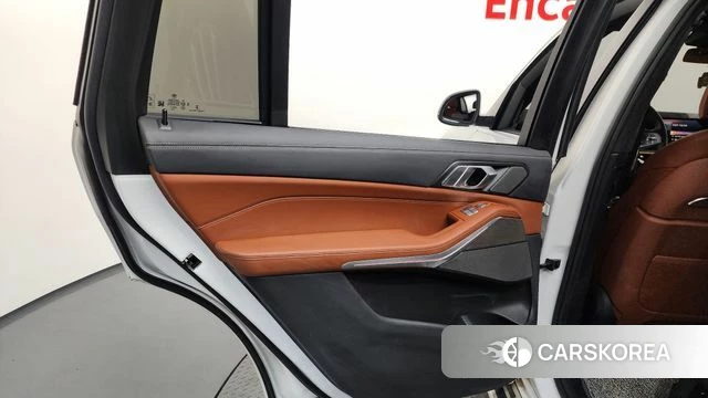 BMW X7 (G07) id 4223038 из Кореи 17