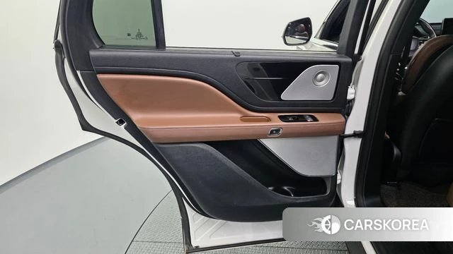 Lincoln Aviator 2nd generation id 4424185 из Кореи 17