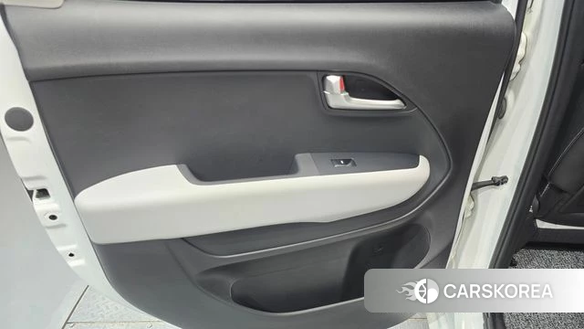 Kia The New Kia Ray EV id 4687096 из Кореи 17