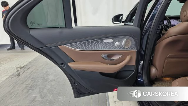 Mercedes-Benz E-Class W213 id 4355117 из Кореи 17