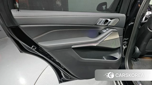 BMW X7 (G07) id 4342473 из Кореи 17