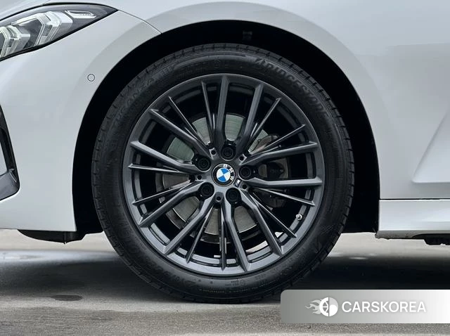 BMW 3 series id 4297325 из Китая 17