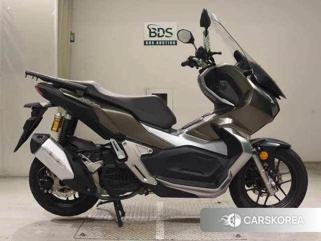 Проданный Honda ADV150 id 4176742 из Японии