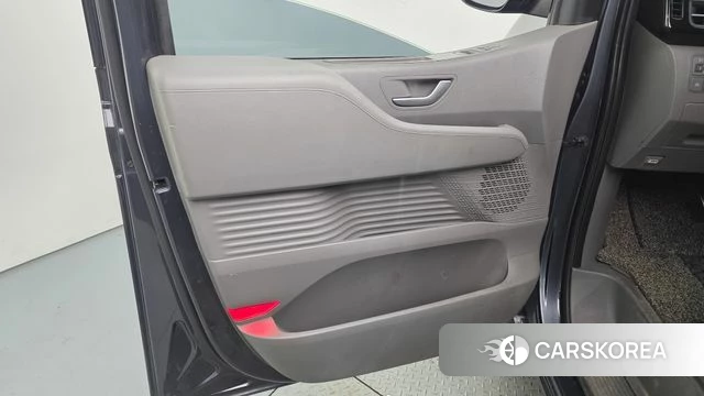 Hyundai Staria id 4619459 из Кореи 17