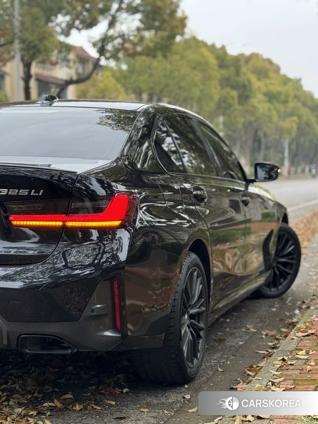BMW 3 series id 4278396 из Китая 17