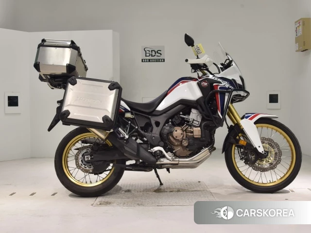 Проданный Honda CRF1000L AFRICA TWIN 2016 из Японии