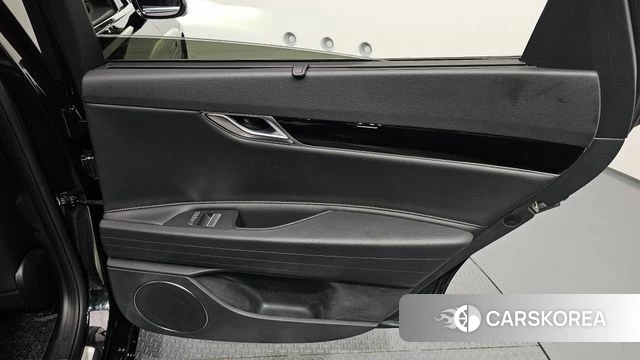 Genesis G80 (RG3) id 4630971 из Кореи 17