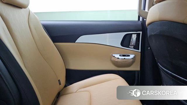 Kia Carnival 4th generation id 4330537 из Кореи 17