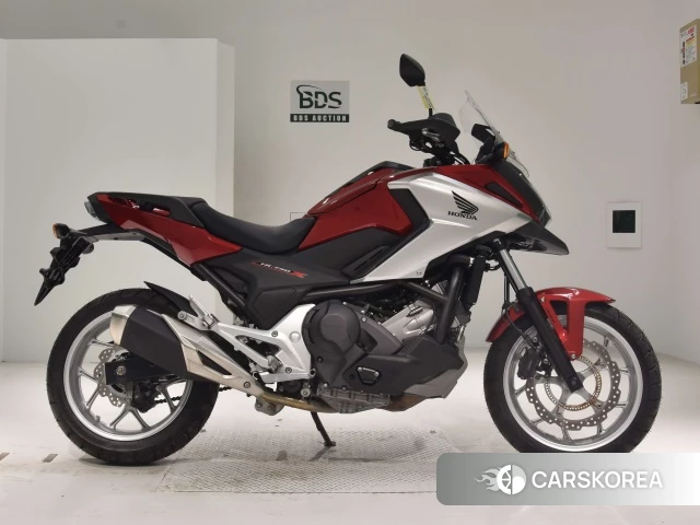Проданный Honda NC750X DCT 2017 из Японии
